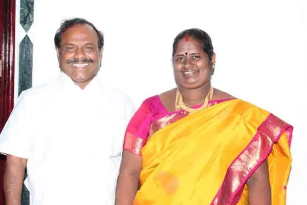 Labor Welfare Minister's wife passes away