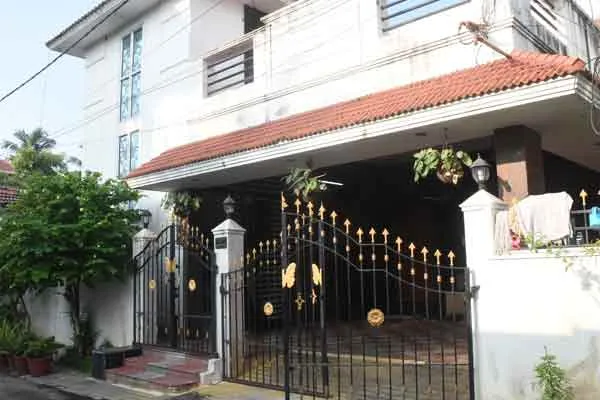 Anti Corruption raid in Thangamani house and his son house  