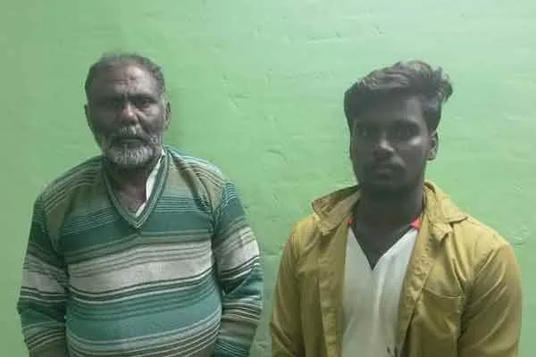 Two arrested case of3 tonnes of ration rice Rice, vehicle confiscated!