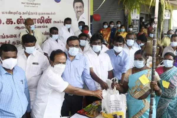 Cloth bag missing in Pongal Gift 