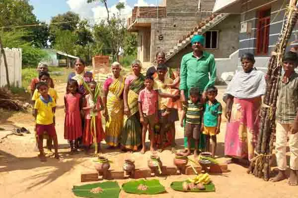 Farmers celebrate pongal 