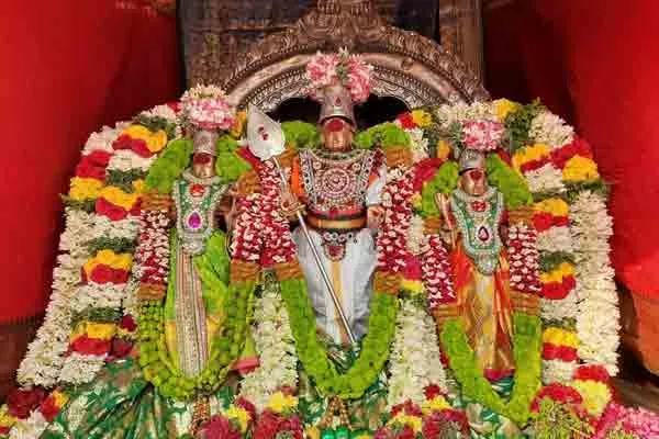 Thaipusam at Palani Murugan Temple  held without devotees!