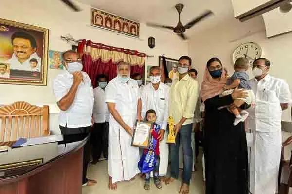 World record 4 year old boy! Minister I. Periyasamy addressed the gathering