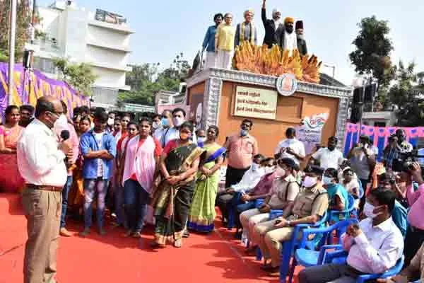 Decorative vehicle in Trichy 