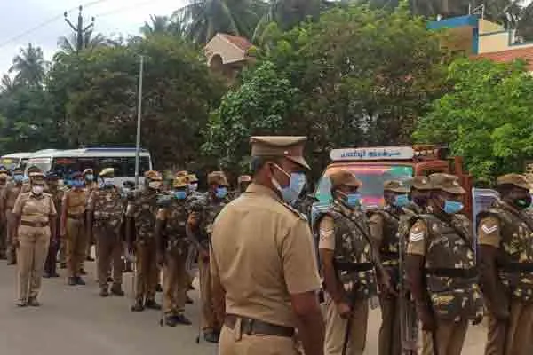 Police Security guards march in Trichy!