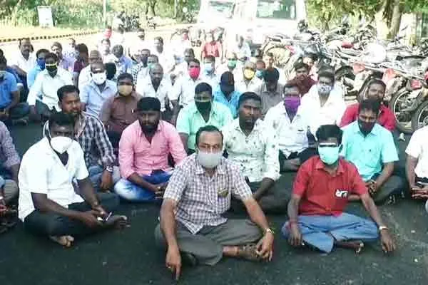 C.P.C.L. Contract workers demanding various things 