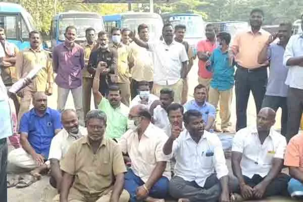Puducherry State Transport Corporation employees strike!