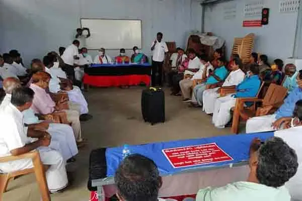 Demonstration in Pollachi on the 10th Kanimozhi MP. Participation ..!