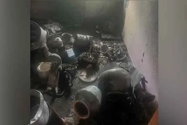 New UPS equipment  fire; Jewelry, money destroyed by fire!