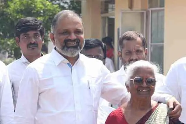 Song writer Velmurugan poem about perarivalan release 