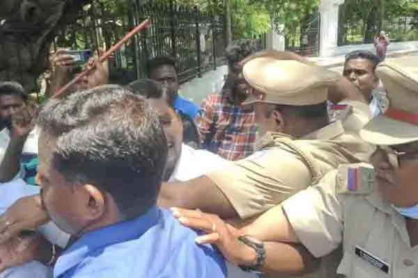 Security officer dismisses Chief Minister! Siege struggle to take action!