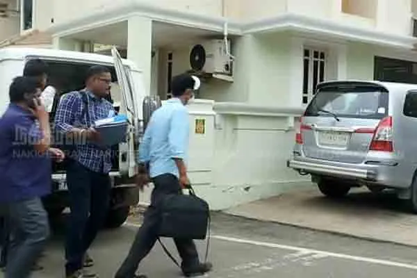 The secret hidden in the Ex Minster's laptop! - Anti-bribery department chased and lifted!