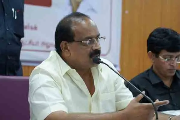 “Complaint box will be placed at direct procurement stations”  - Minister Sakkarapani 