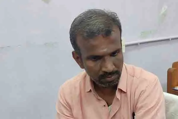 Thasildar arrested who got bribe 