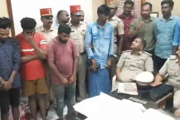 3 people were arrested for 15 kg cannabis 
