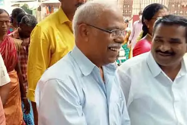 Advocate Papa Mohan spoke about Cleaning staff