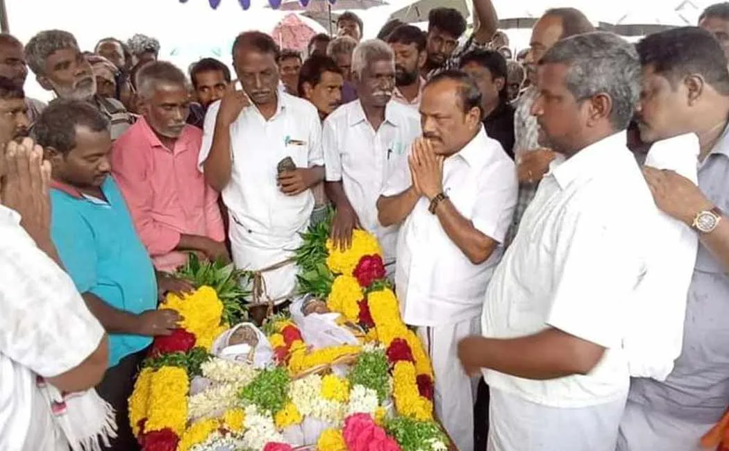 Two child passed away in same family near cuddalore 