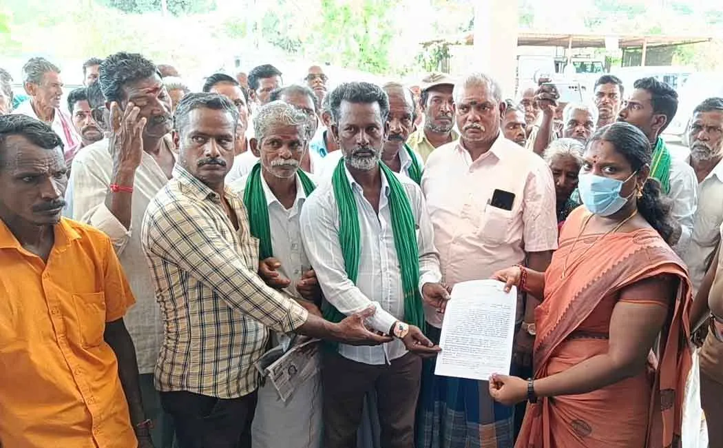 NLC land acquisition; Farmers who attended the meeting with black badge!