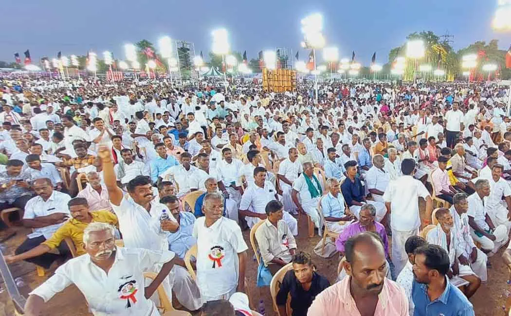 o panneerselvam talk about jayakumar and admk 