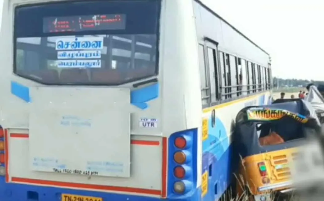6 people were passed away a collision with a government bus in Mamallapuram