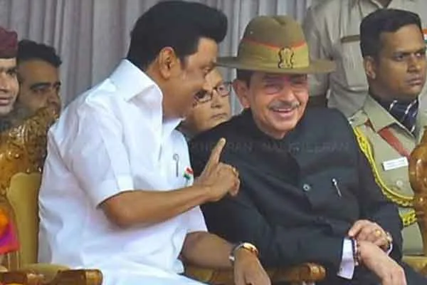 DMK condemn poster for the governor! BJP Awaiting Leader's Order
