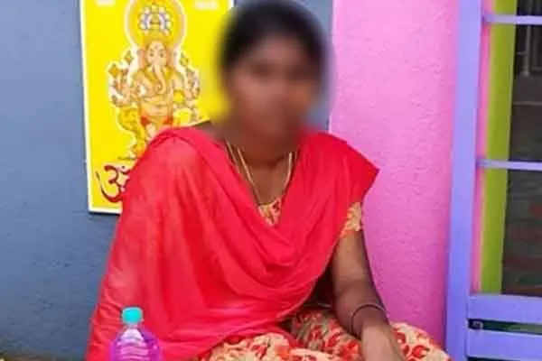 cheating husband; Pregnant woman lying on the ground in front of teenager's house 