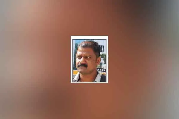 The case of Kodanadu; Three who know the whole secret?