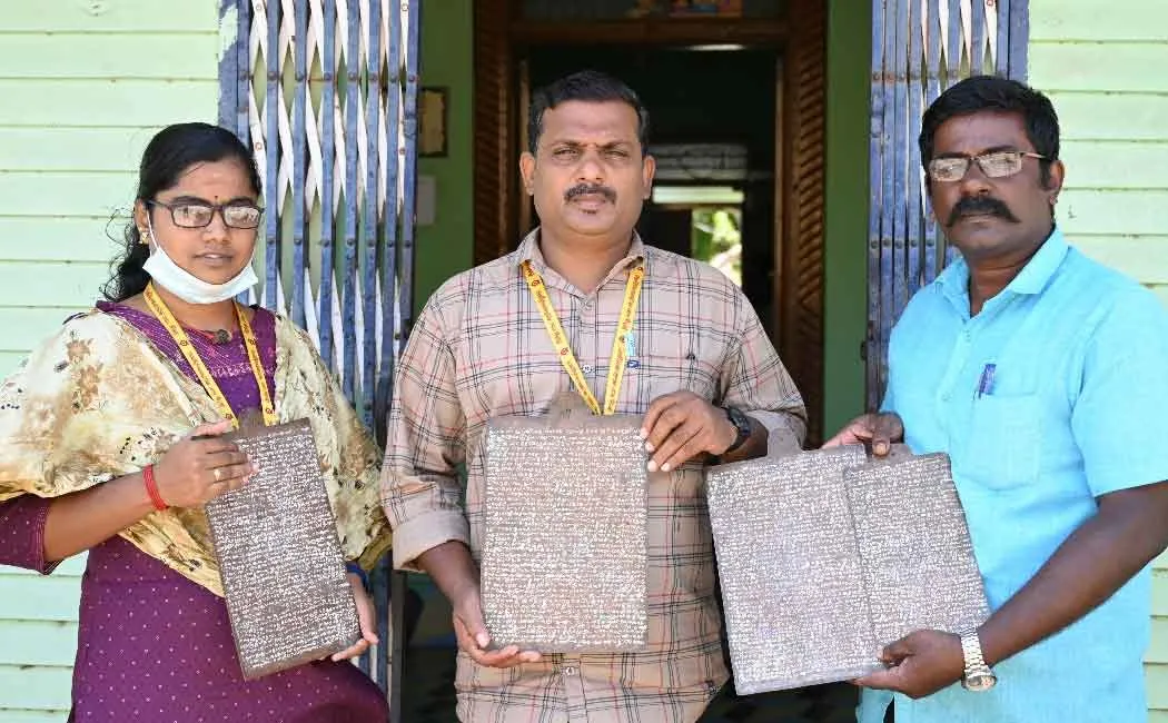 4 rare copper plates found in Musuri Chandramouleswarar temple