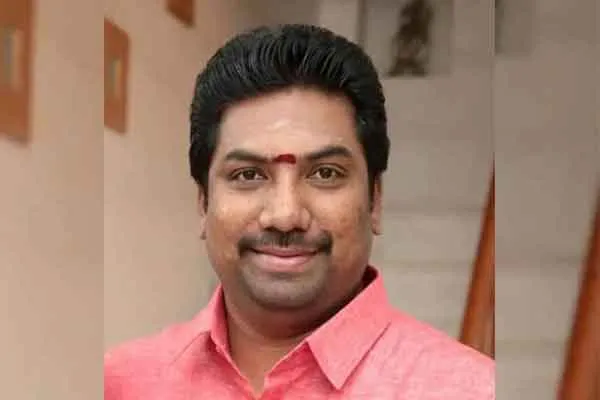 OPS son Jayapradeep  challenge Thangathamilchelvan .. 