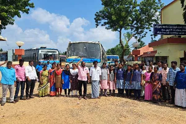 We want a bus.. People involved in road blockade!