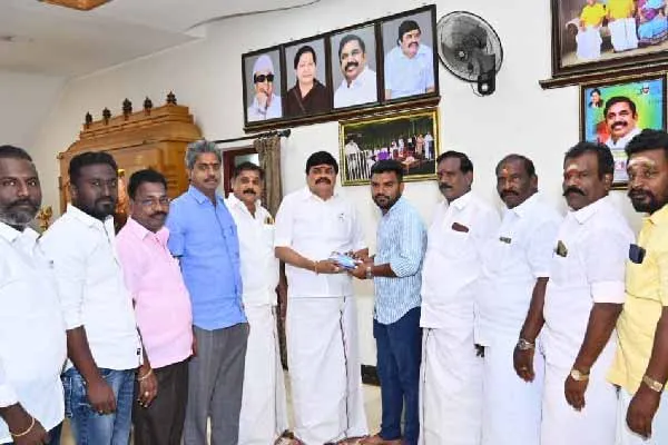 Rajendra Balaji Rs. 2 lakh fund for journalist's medical expenses!