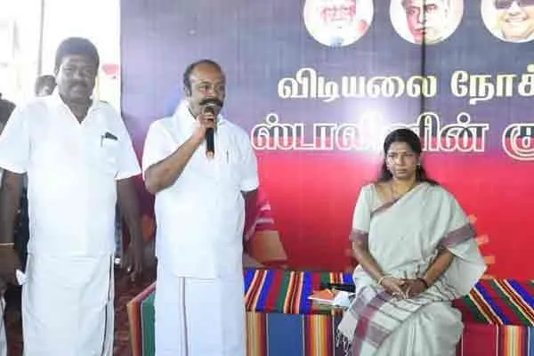 Kanimozhi participated in gramasaba meeting in sivagangai 