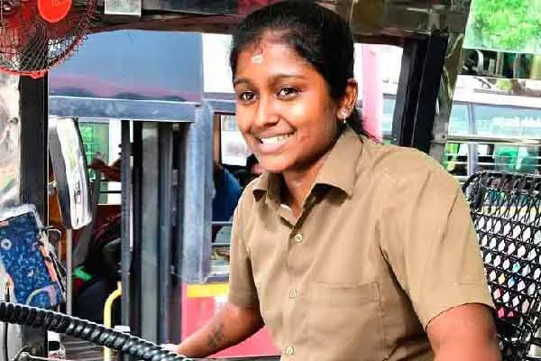 Video recorded by Sharmila; Cyber ​​crime police action!