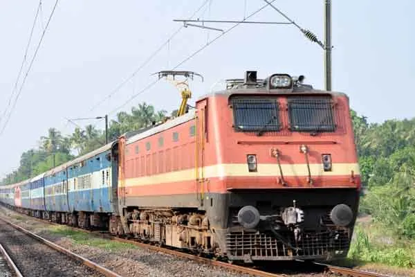 young debate woman speaker rail issue 