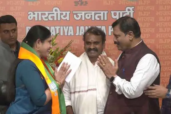 Vijaydharani to join BJP?