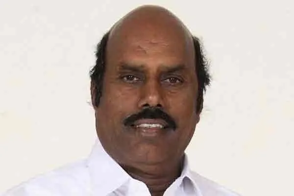 The public can come to Stalin to file complaints - Velu  