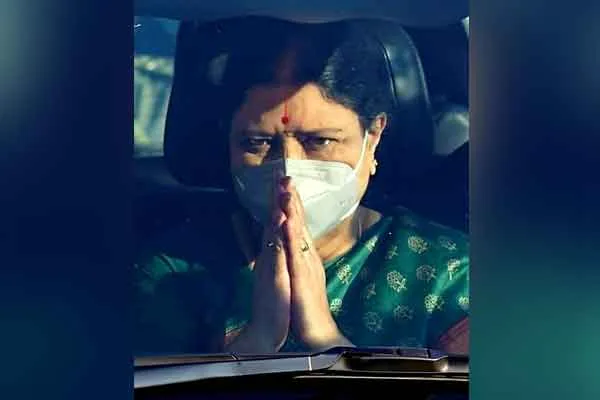 CR.Saraswathi about sasikala reaching tamilnadu 
