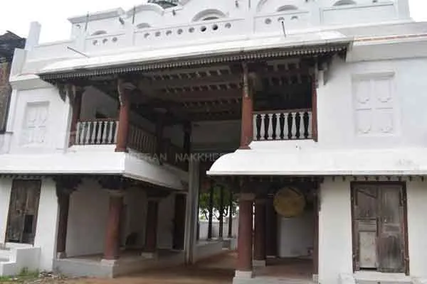 Tuticorin district vilathikulam vaipparu river aatrangarai palace story 