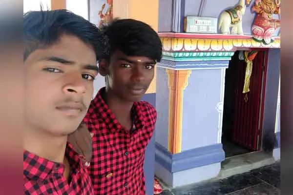Two friends passes away in accident near thittakudi 