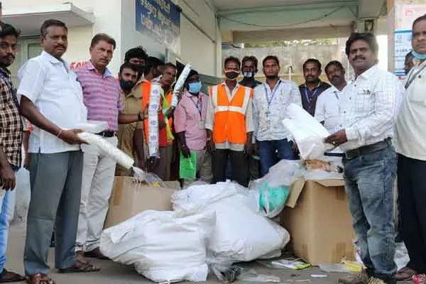  Officers ride Prohibited plastic products