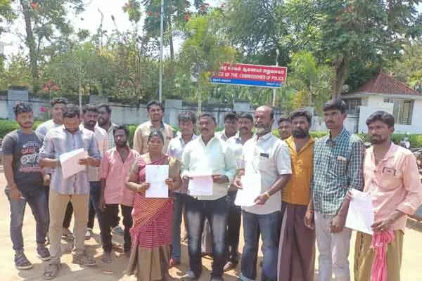  Gang stealing cows at night; Complaint to  Police Commissioner 