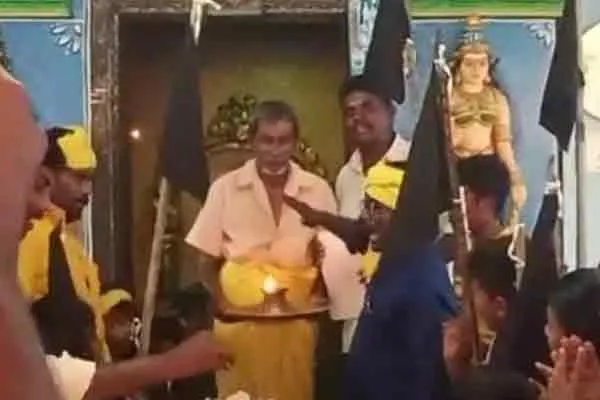 We will not vote for the ADMK says set of people 