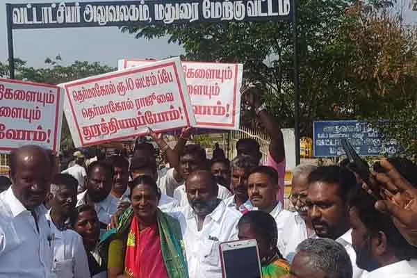 DMK madurai candidate came with Thermocol and make nomination  