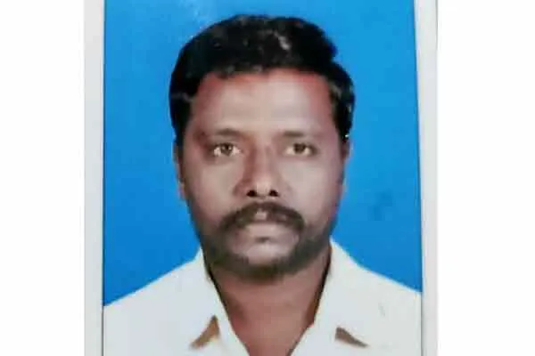 Thenkasi auto driver passes away  relative demanding arrest of mysterious gang ..