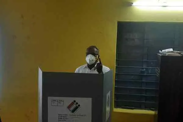CPM K Balakrishnan cast his vote 