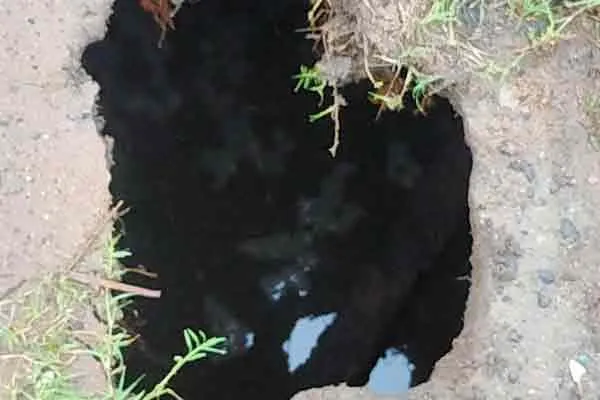 15 feet deep abyssal agitation ..!