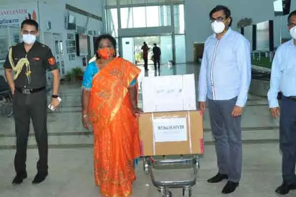 Tamilisai soundararajan addressed press at pudhuchery 