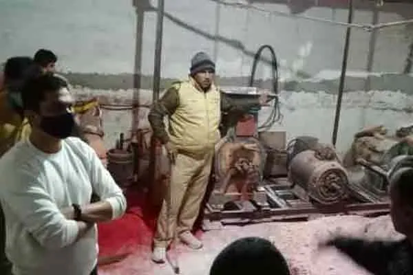 Donkey dung in masala!  Uttar Pradesh 