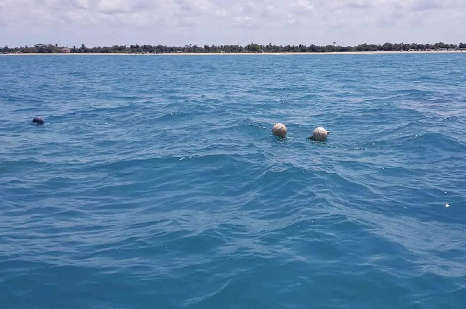 Sri Lankan fishermen sank the captured Karaikal fisherman boat in the sea
