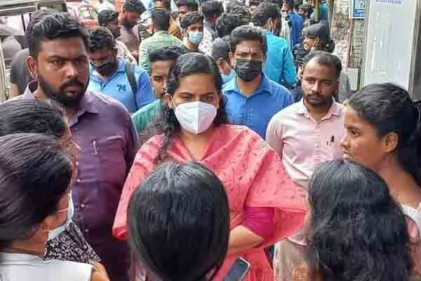 Kerala thiruvanathapuram bus stand issue 